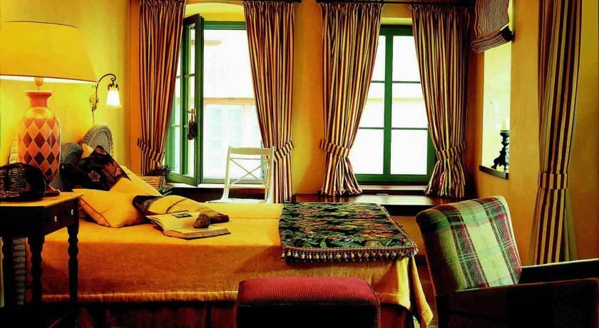 Romantik Jugendstilhotel Bellevue Трабен-Трарбах Екстериор снимка