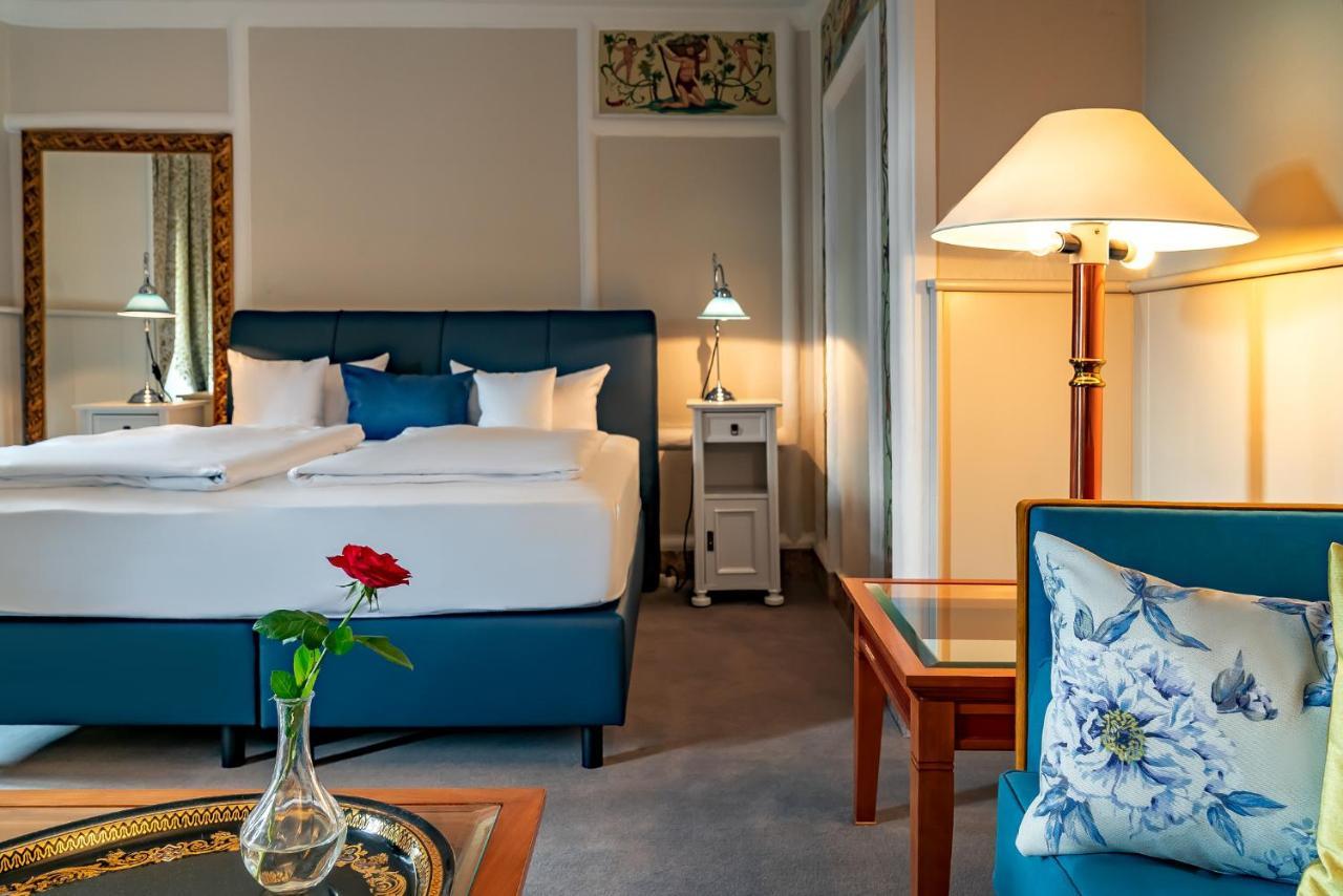 Romantik Jugendstilhotel Bellevue Трабен-Трарбах Екстериор снимка