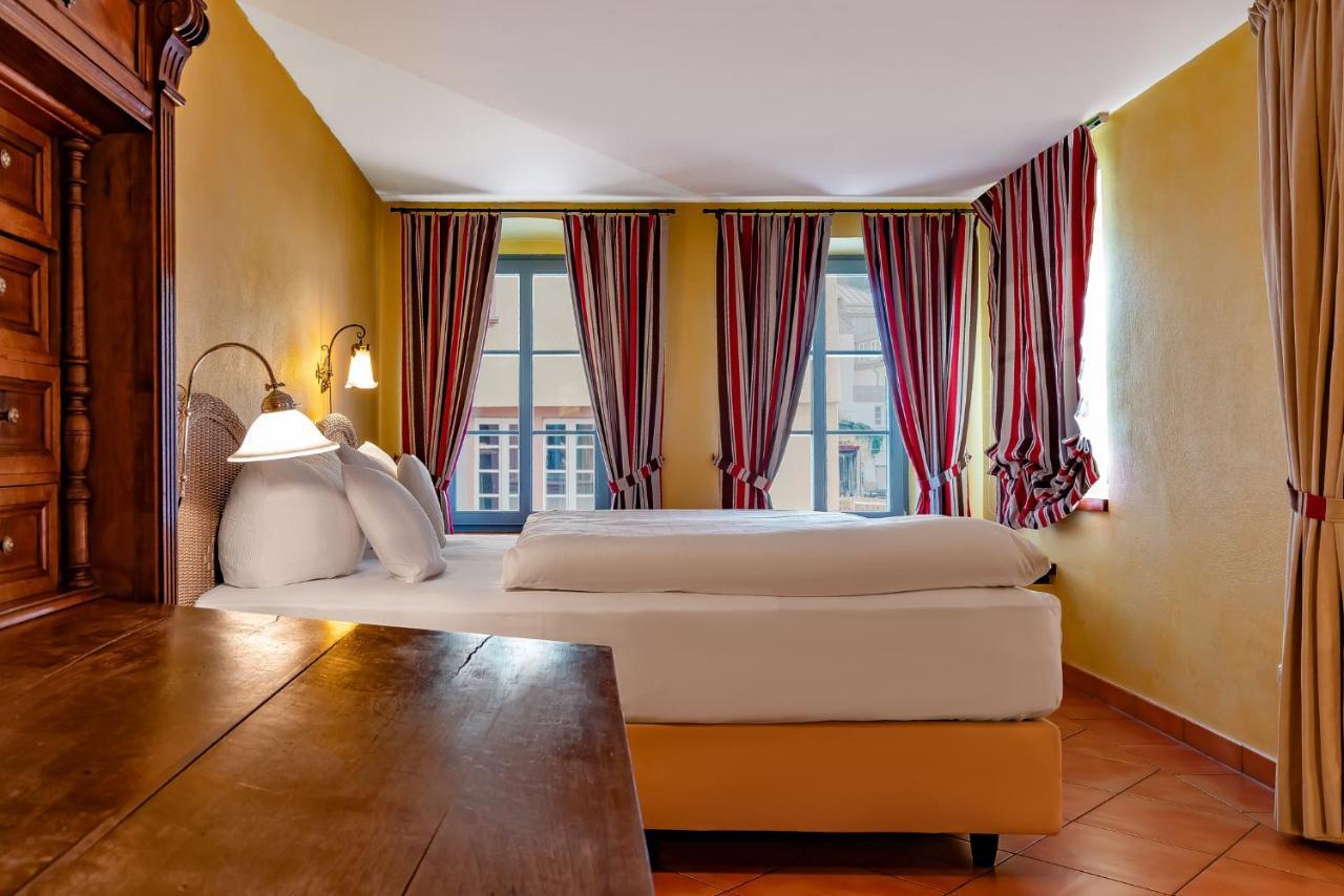 Romantik Jugendstilhotel Bellevue Трабен-Трарбах Екстериор снимка