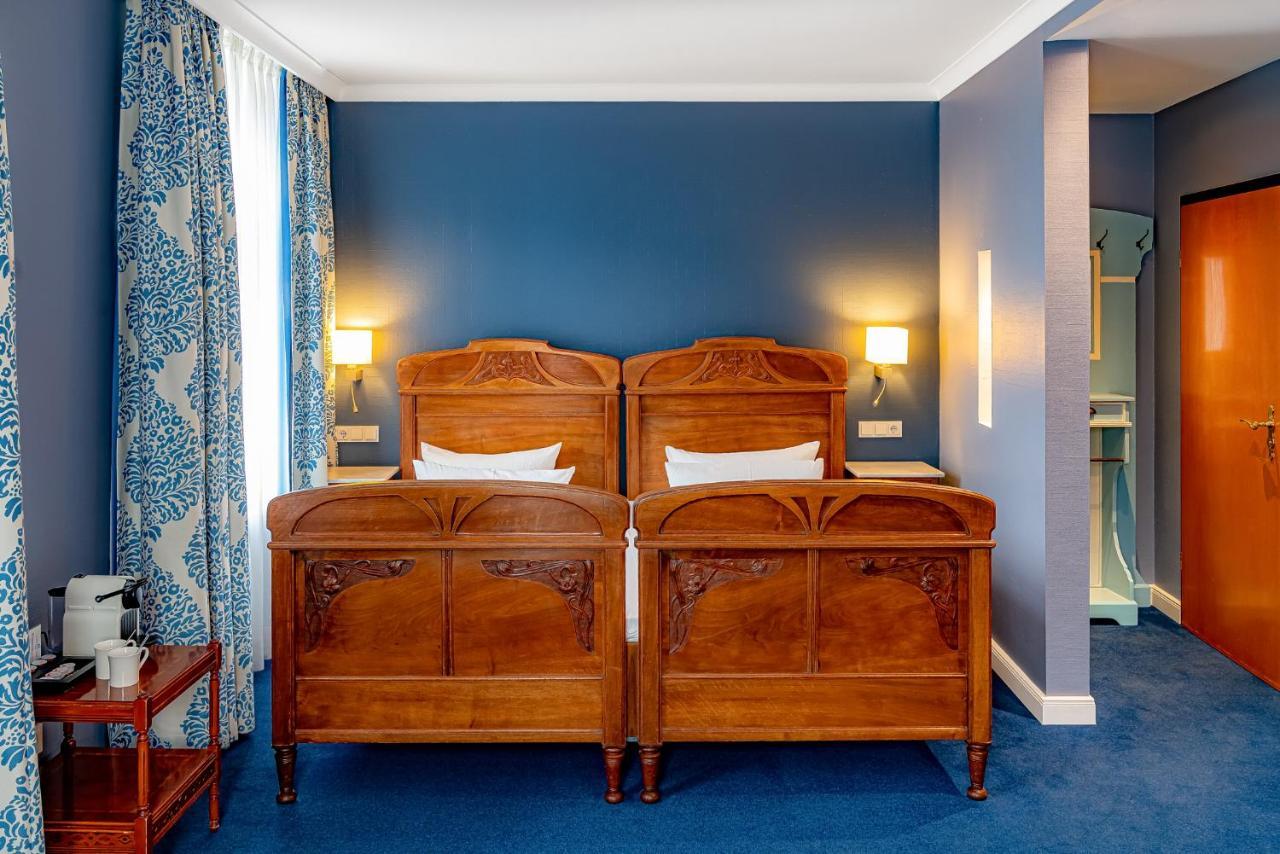Romantik Jugendstilhotel Bellevue Трабен-Трарбах Екстериор снимка
